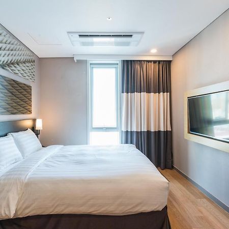 Ibis Ambassador Busan Haeundae Exterior photo