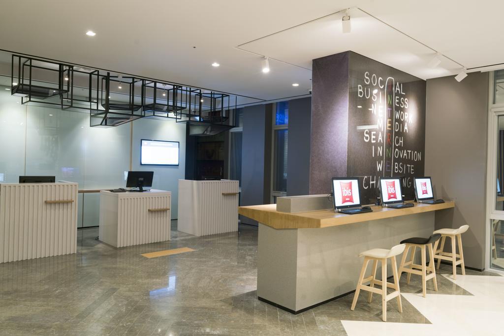 Ibis Ambassador Busan Haeundae Exterior photo